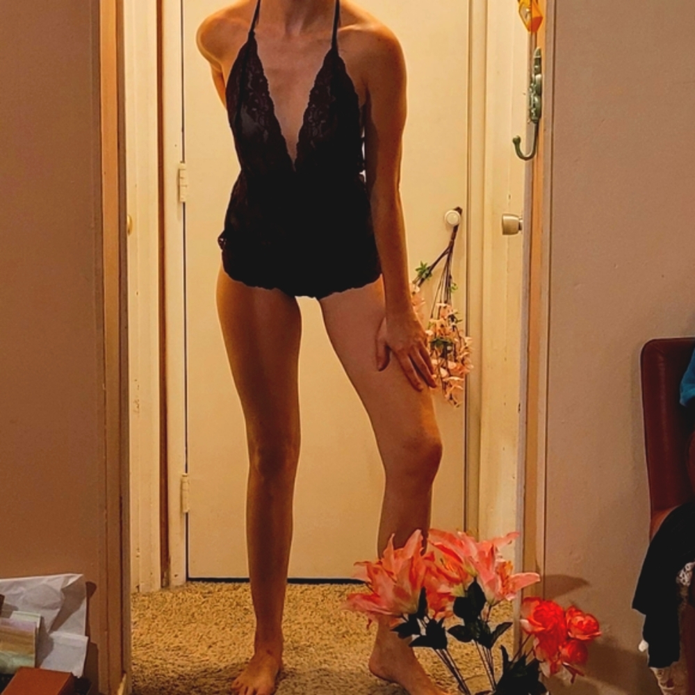 FP Lacey Magenta/Black onesy lingerie BNWTIB SMALL - Picture 7 of 10